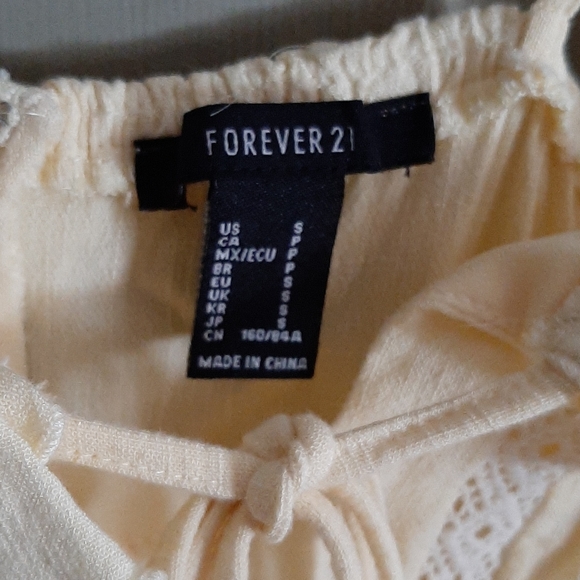 Dress - Picture 2 of 5